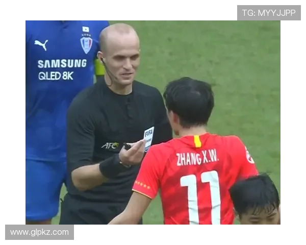 谢晖阳飞铲门将染黄 无锡门神姜何神扑助球队 2-0 取胜